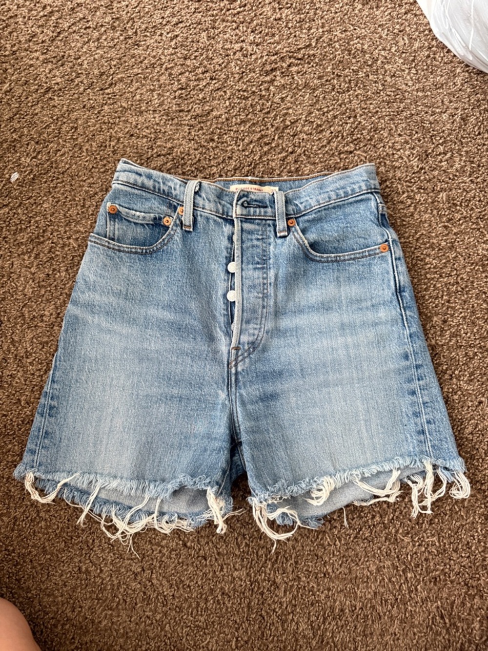 Levis ribcage straight denim shorts